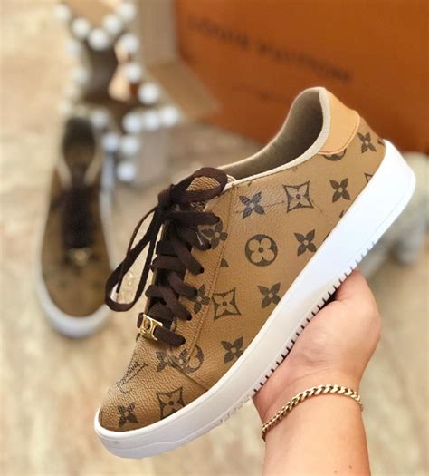 tenis louis vuitton con diamantes